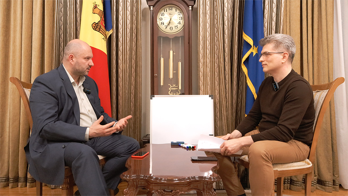 (VIDEO) L-am luat la întrebări directe pe Ministrul Energiei din Moldova, Victor Parlicov, despre toate neclarităţile din PNIEC, marele plan de energie şi climă pentru 26 ani înainte