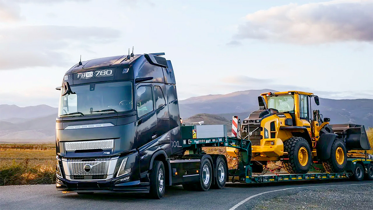 (VIDEO) Acesta e noul camion rege al şoselelor, Volvo FH16 780 Aero, cu cel mai puternic motor diesel dintre camioanele europene