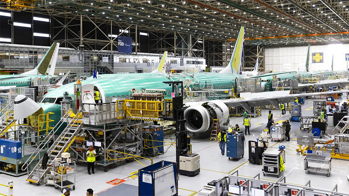 Investigaţia autorităţilor la Boeing şi controalele de calitate au scos la iveală zeci de probleme şi neglijenţă în procesul de fabricare a avioanelor