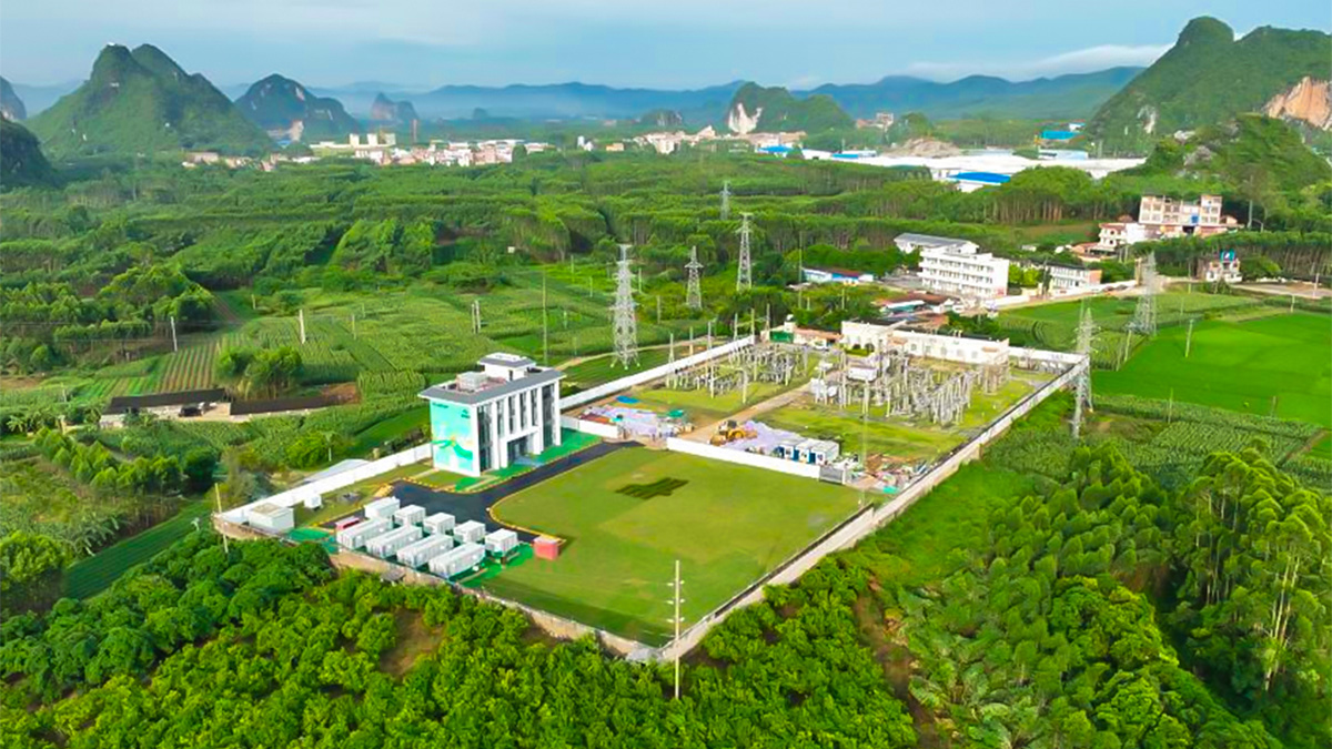 China a inaugurat prima centrală cu baterii sodiu-ion, care se poate încărca până la 90% în doar 12 minute şi poate opera şi la -40 grade Celsius