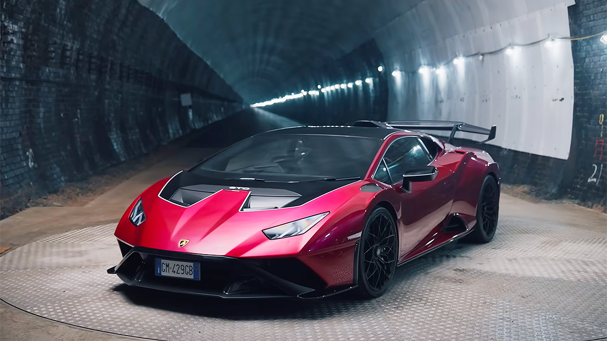 http://piataauto.md/Stiri/2024/05/VIDEO-Cum-suna-motorul-V10-al-lui-Lamborghini-Huracan-STO-intr-un-tunel-turat-in-acceleratii-intense-si-inregistrat-cu-echipament-audio-varf/