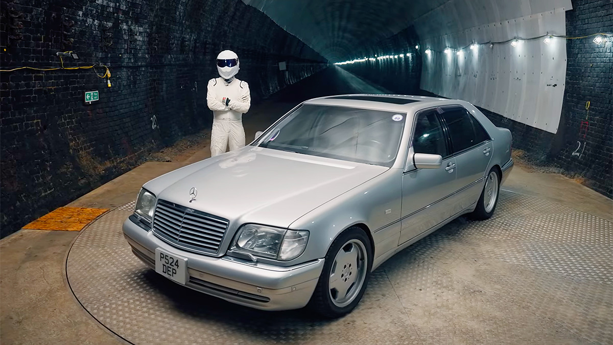 (VIDEO) Cum sună legendarul Mercedes S600 W140, cu motor V12, lucrat un pic de japonezi şi turat de cei de la Top Gear în interiorul unui tunel special