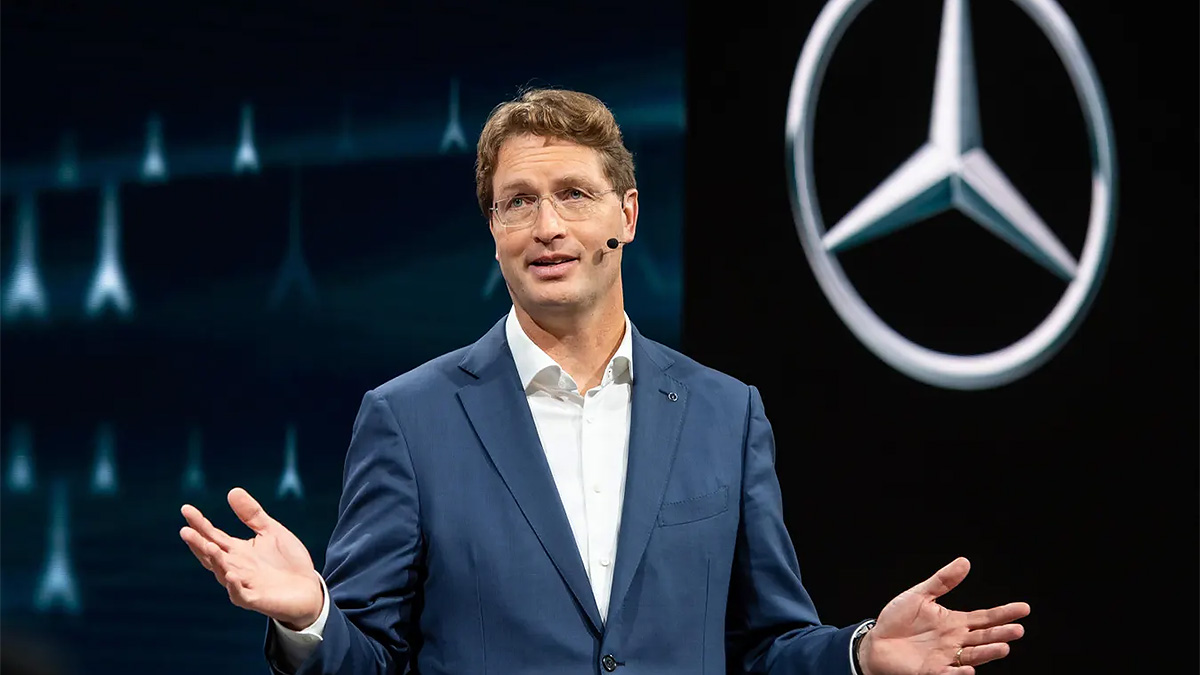 Producătorii germani Mercedes, BMW şi VW critică noile taxe de import de până la 48% impuse de UE maşinilor electrice chinezeşti