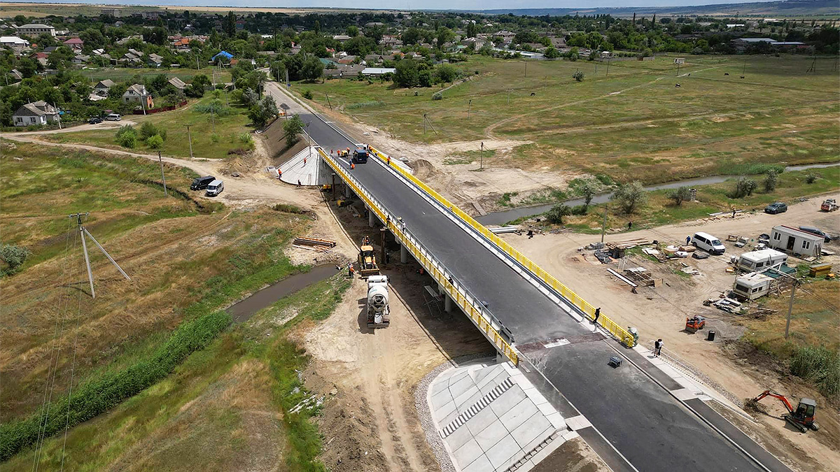 Încă un pod din Moldova a fost reconstruit exact în termenul promis, fiind gata de inaugurare