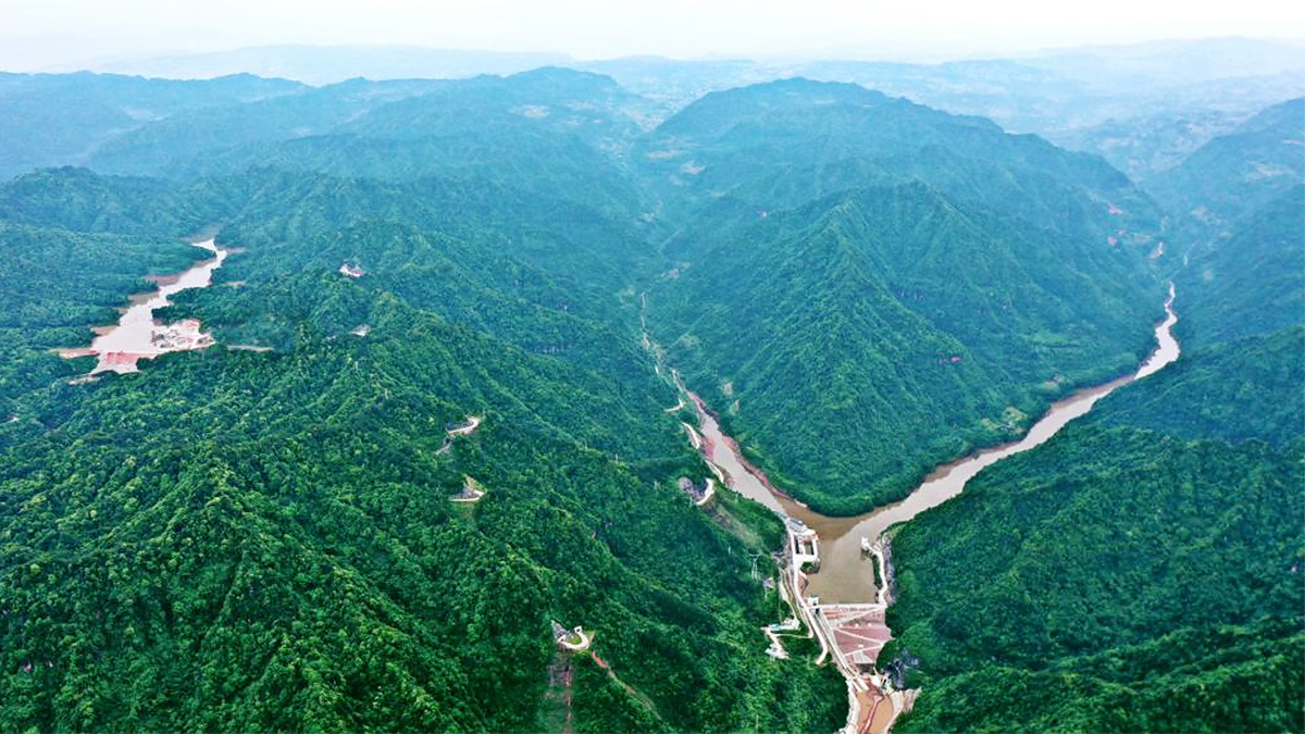 China a inaugurat cea mai mare hidrocentrală prin pompare din sud-vestul ţării, comparabilă cu proiectul Tarniţa din România