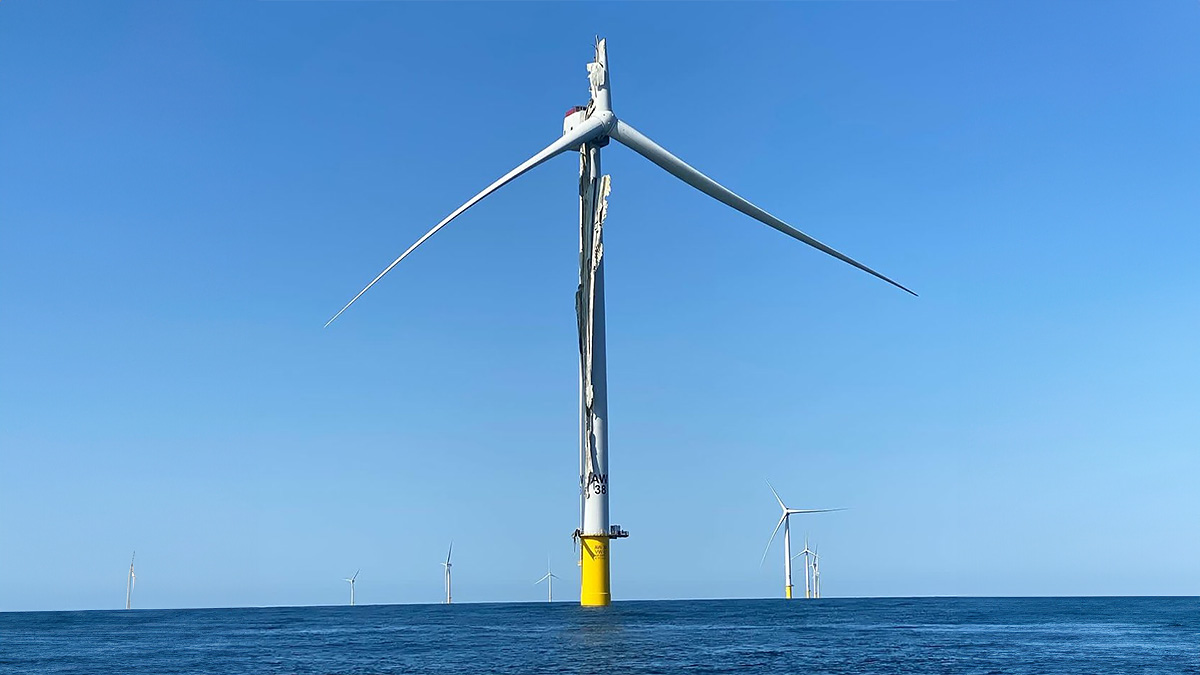 O turbină eoliană din cel mai mare parc eolian maritim din SUA s-a rupt la doar câteva săptămâni de la inaugurare, împrăştiind deşeuri în ocean