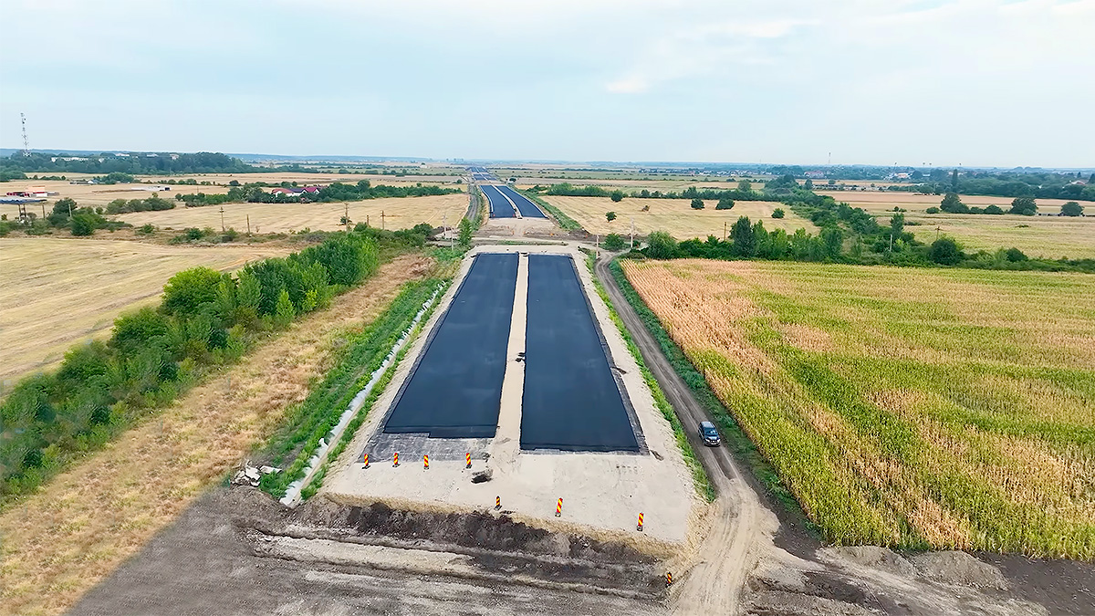 (VIDEO) Cum arată în prezent lucrările la autostrada A0 Sud din România, lotul 3, secţiunea care trebuia să fie gata în august 2024