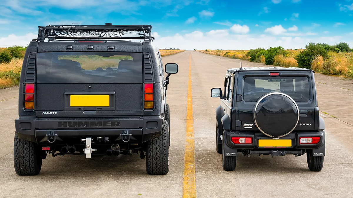 (VIDEO) O întrecere între Suzuki Jimny şi Hummer H2 e una din cele mai lente imaginabile, cu rezultate curioase, dar totodată una din maşini abia de a putut frâna