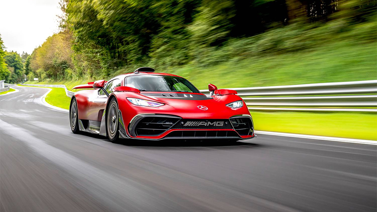 (VIDEO) Mercedes-AMG One şi-a depăşit propriul record pe Nurburgring şi a devenit prima maşină înmatriculabilă cu un timp mai mic de 6 minute şi 30 secunde