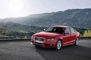 Audi prezinta noul S4/S4 Avant