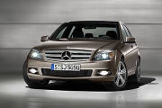 O noua editie speciala Mercedes-Benz C-Class: Un look mai dinamic, mai elegant si mai stilat