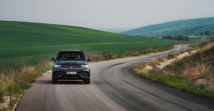 TEST DRIVE: Noua generaţie Mercedes-Benz GLE. Testăm GLE 300d. (V167)